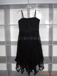 青島日單韓國外貿(mào)庫房 連接制造與批發(fā)的女裝時尚樞紐